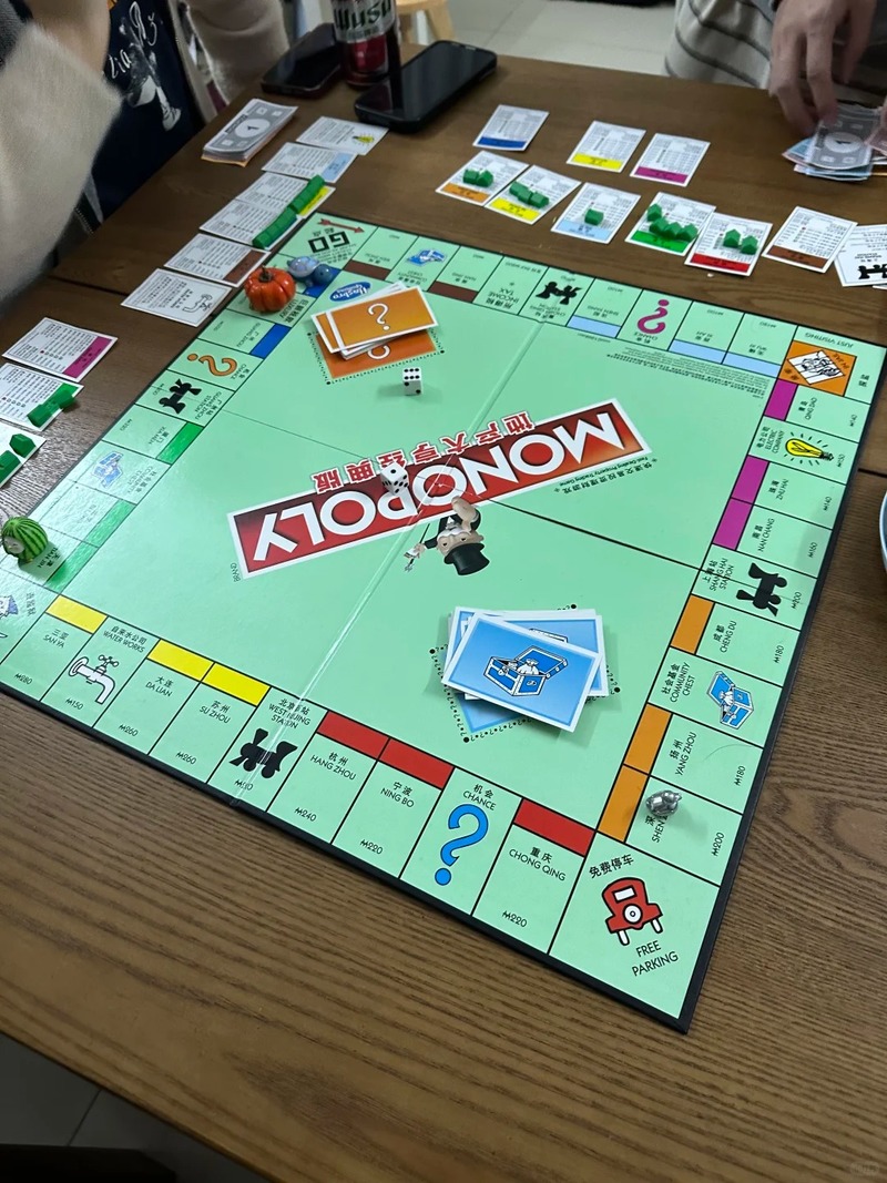 Hasbro Monopoly Klasik Gerçek  - Hasbro Game Monopoly incelemesi ve fiyatı